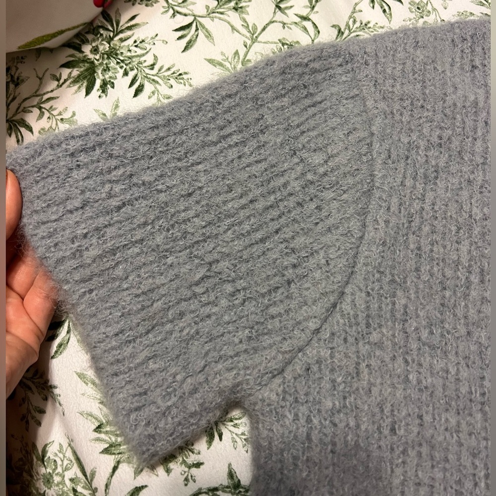 NWT Frame Fitted Sweater Tee - L - Picture 4 of 6